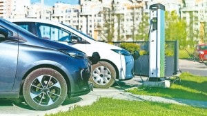 EV Price Parity with Petrol Cars is Getting Closer, Says Industry Experts