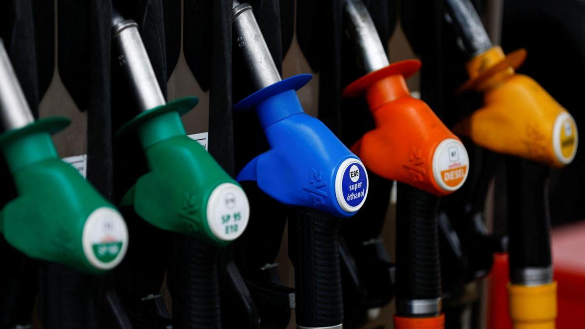 Communication breakdown and consumer concerns amid India's Ethanol push. (Image Source: Reuters)