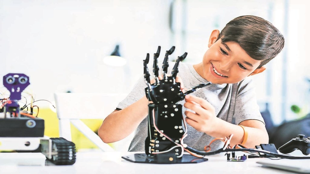 Samsung India, NITI Aayog, World Economic Forum, United Nations,