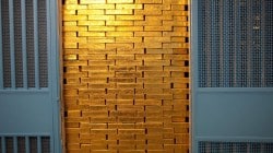 US gold reserves top $1 trillion at market prices; 4,000 tonnes of gold stored at Fort Knox