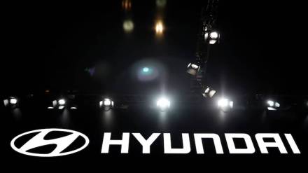 Hyundai wage settlement deal