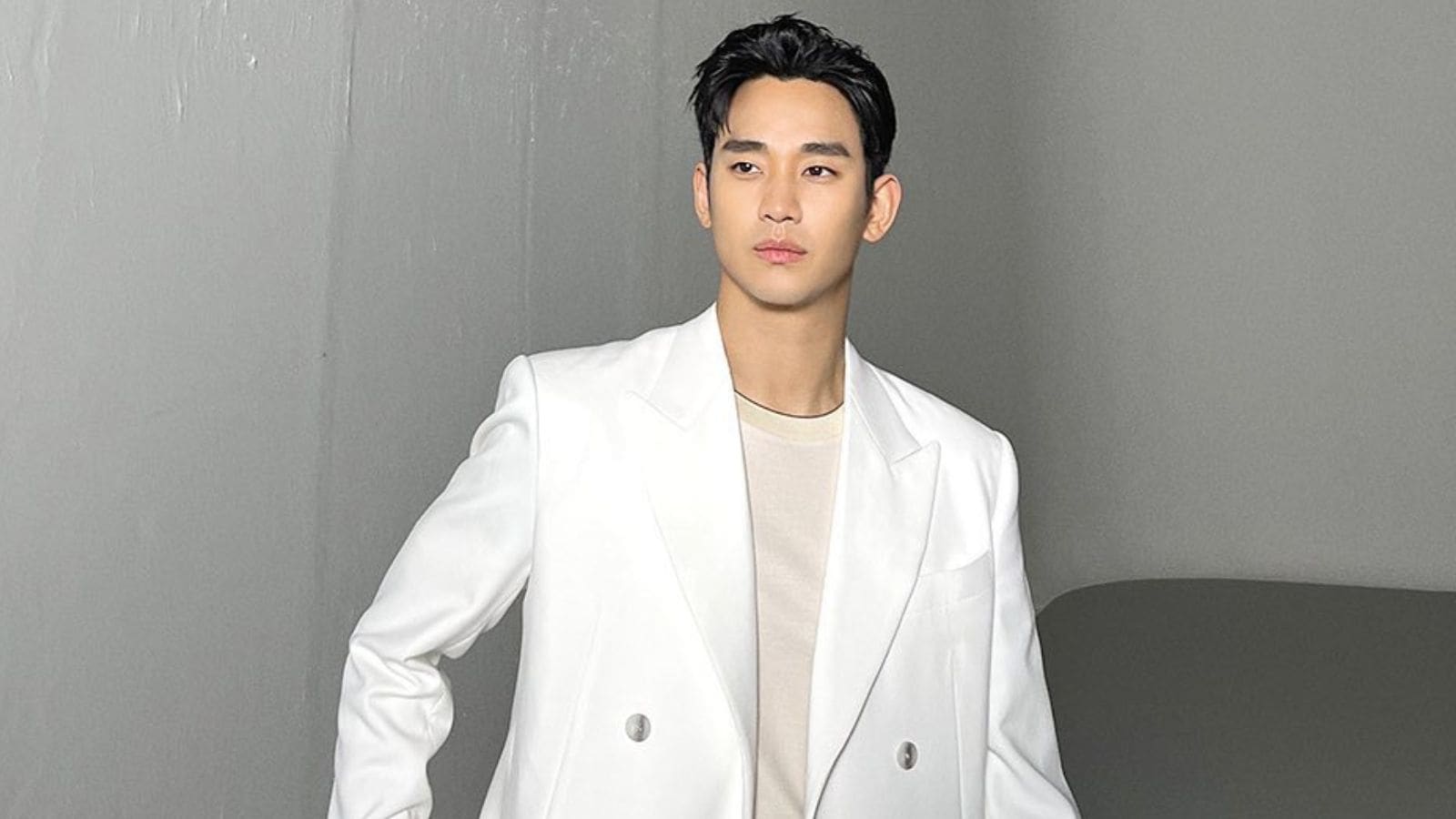 Kim Soo Hyun's letter to girlfriend released
