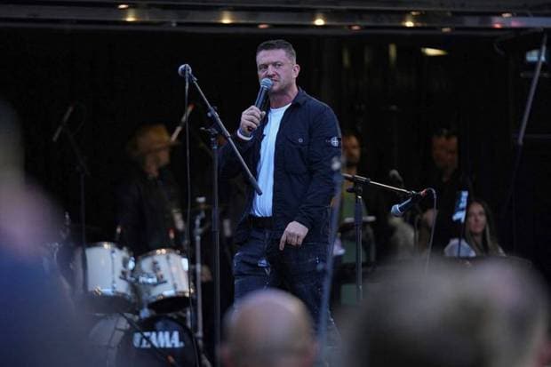 Robinson alleged that migrants enjoyed more rights in UK courts than local citizens. (Photo source: Reuters)