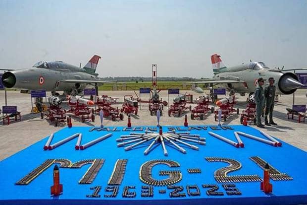 Group Captain Malik (Retd) told ANI that the farewell was emotional, adding there was ‘’nothing better’’ than the MiG-21 among jets he flew for 24 years. (Photo source: PTI)