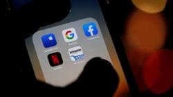 RBI may allow lenders to remotely lock mobile phones if user defaults on loan EMI: Report