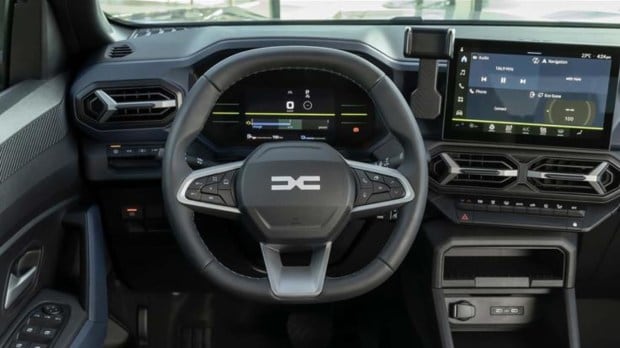 Renault Duster interior