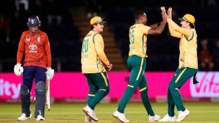 In a Phil Salt special, England became the third team to ever record a target of more than 300 runs in a T20 international on Friday.