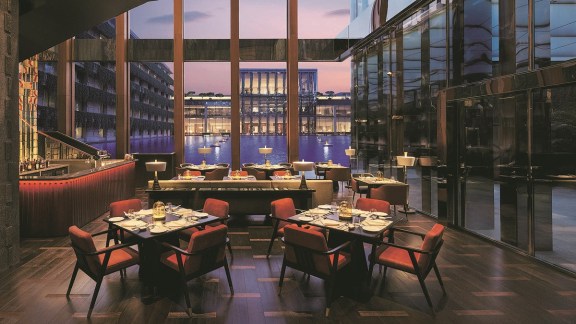 restaurant, Gurugram, Pearl of Fire, Jade Hue, Oberoi Hotels