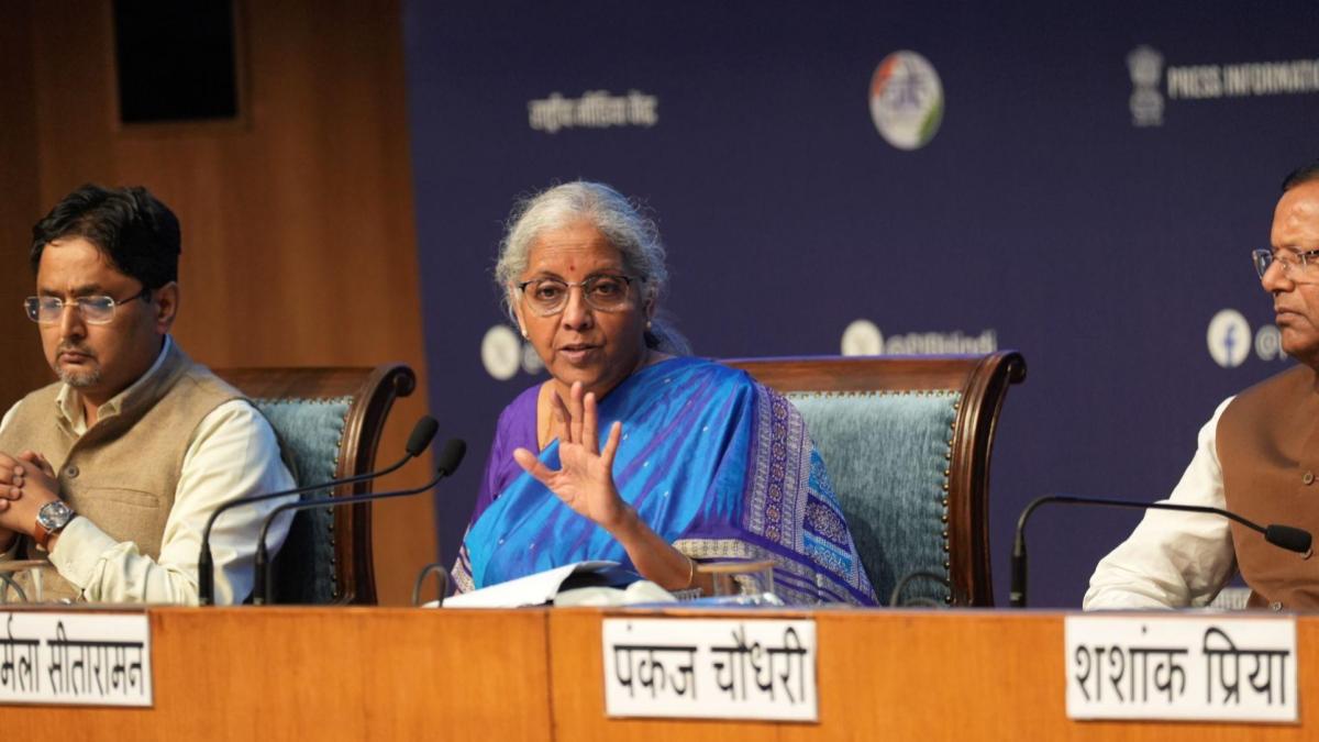 gst on insurance, life insurance, health insurance, insurance gst, gst on individual insurance