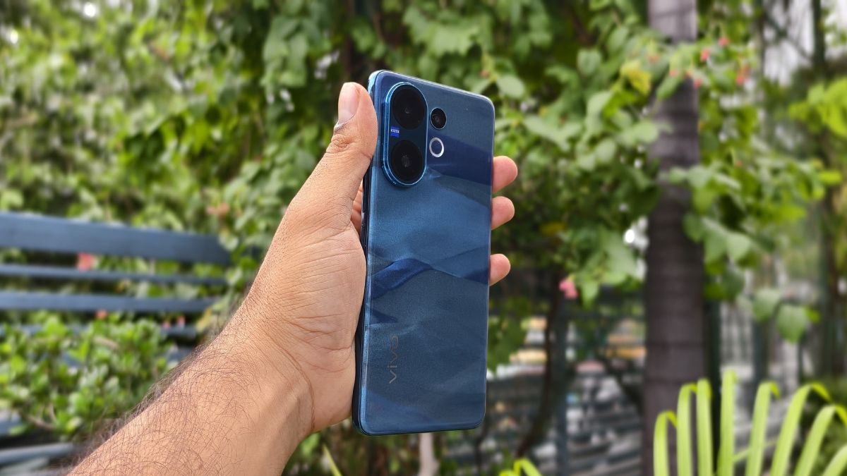 Vivo V60 5G Review: Where it excels and where it falls short