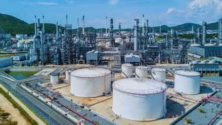 Refineries to get infra tag Refineries to get infra tag