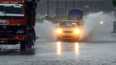 IMD predicts more rain in Mumbai, sounds red alert for Palghar; schools closed