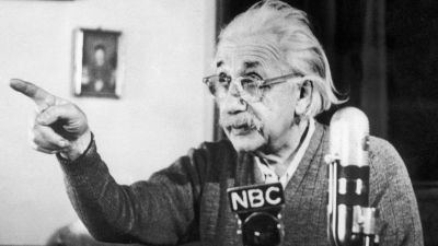 Albert Einstein’s 2 simple daily habits that made him a genius are backed by science