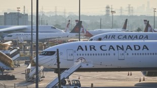 Air Canada crew votes down wage deal, flights to operate normally