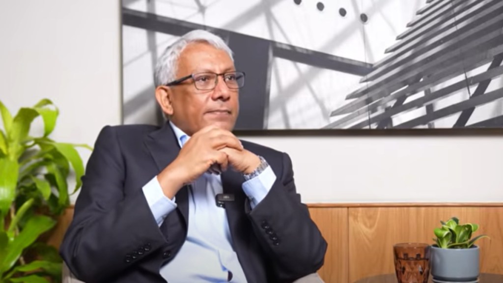 How ex-Microsoft India Chief won an argument against Bill Gates on a late-night flight How ex-Microsoft India Chief won an argument against Bill Gates on a late-night flight