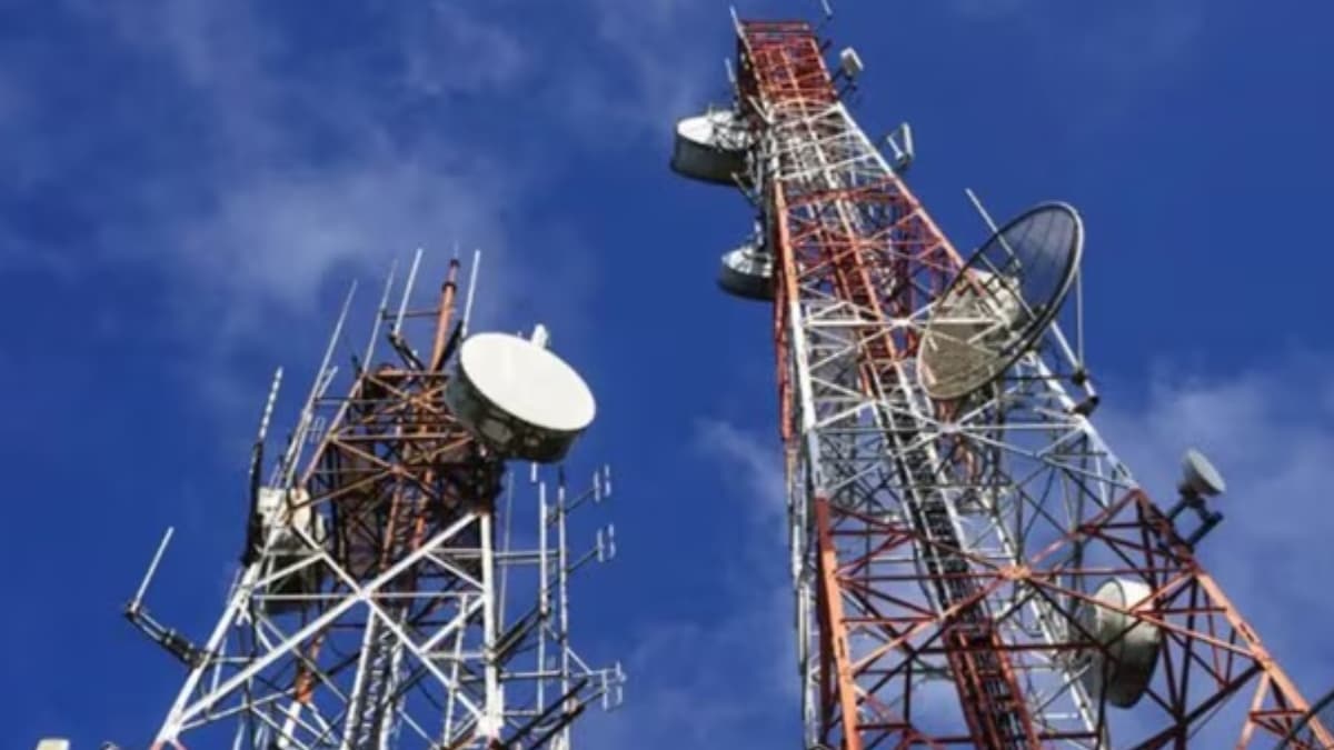 Telecom PLI gets DoT's backing even as half firms miss incentives