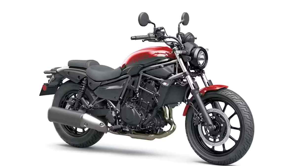 Kawasaki Introduces Eliminator 400 Plaza Edition