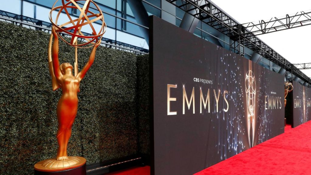 emmys 2025 when and where to watch in india