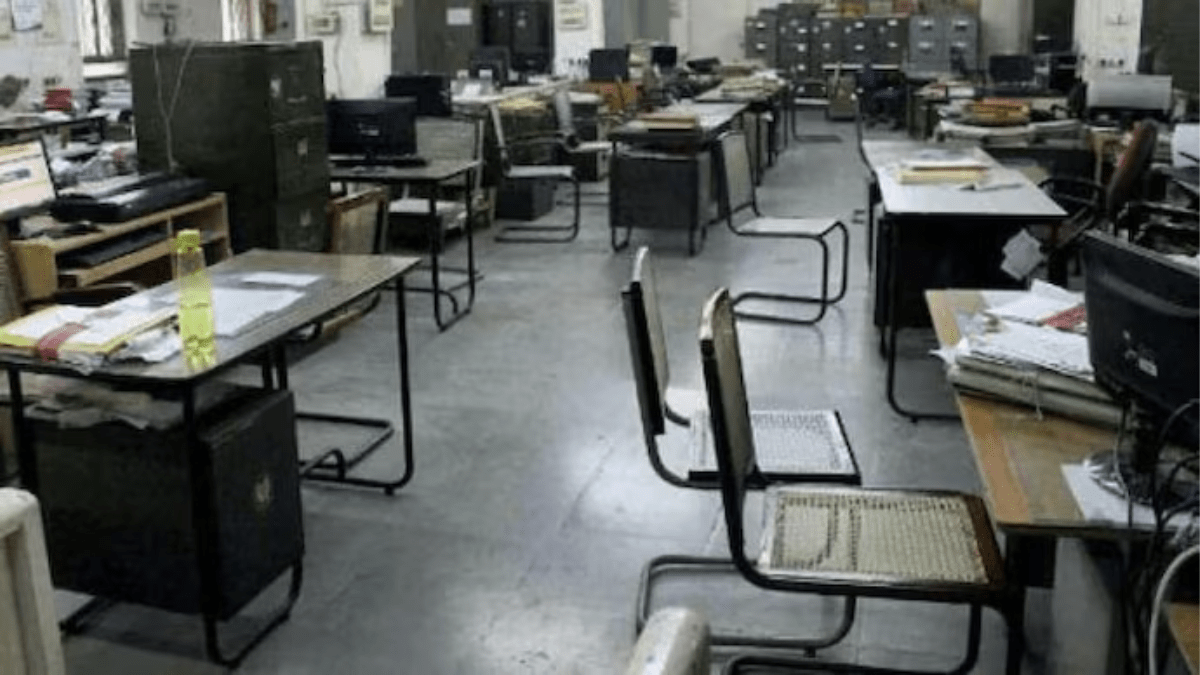 empty govt office