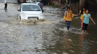 noida school closed, ghaziabad schools closed, delhi ncr school, gurgaon schools, rain, delhi rain