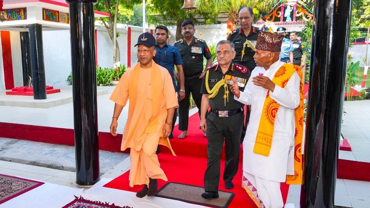 idnia paksitan, operation sindoor, cds anil chauhan, gorakhpur, pahalgam attack, uri attack, balakot airstrike, pulwama