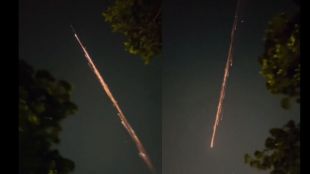 meteor, viral video, streaks, fire streaks delhi, delhi skies, delhi ncr