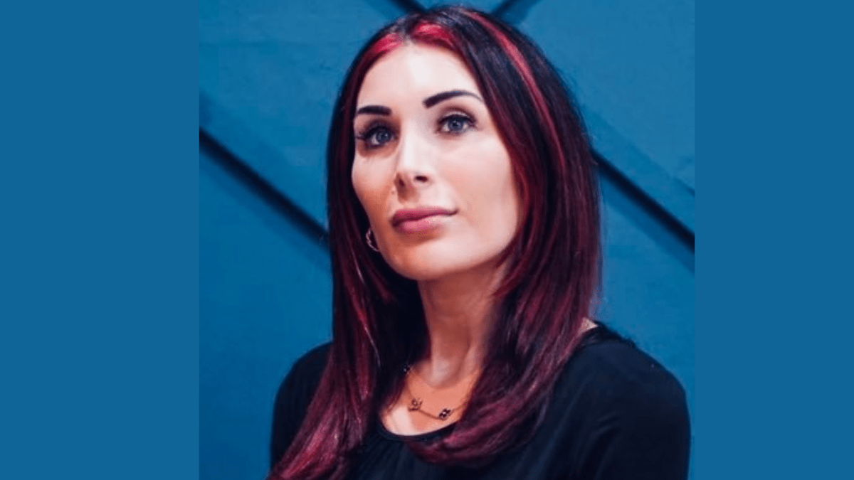 Laura Loomer said that Americans may no longer have to press a number to listen in English when calling customer care as Trump is mulling blocking outsourcing work to Indian IT companies. Laura Loomer said that Americans may no longer have to press a number to listen in English when calling customer care as Trump is mulling blocking outsourcing work to Indian IT companies.