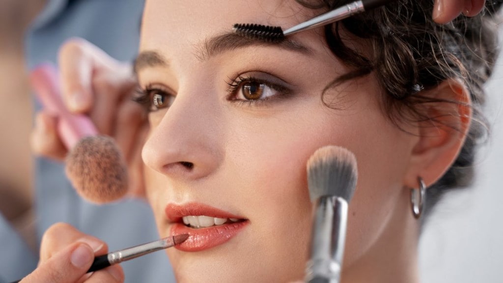 Navratri makeup tips