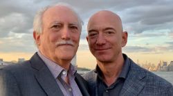 Jeff Bezos’ 79-yr-old father hires a CEO to manage his $40 billion fortune