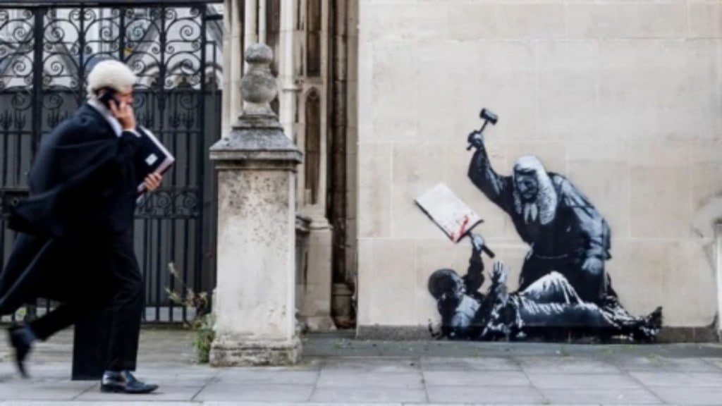 Banksy Royal Courts of Justice mural