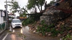 Over 2,000 tourists stuck in Mussoorie due to debris, road cracks after cloudburst and heavy rain