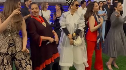 shabana azmi rekha madhuri viral dance