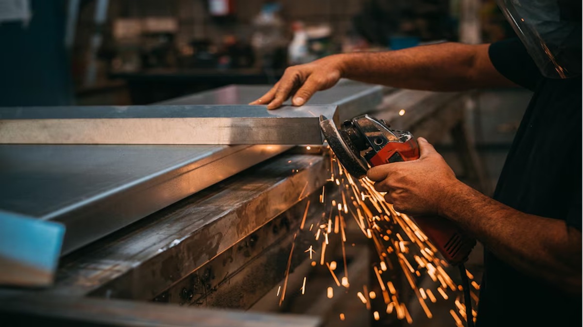 India’s industrial production rises 4% in August 2025