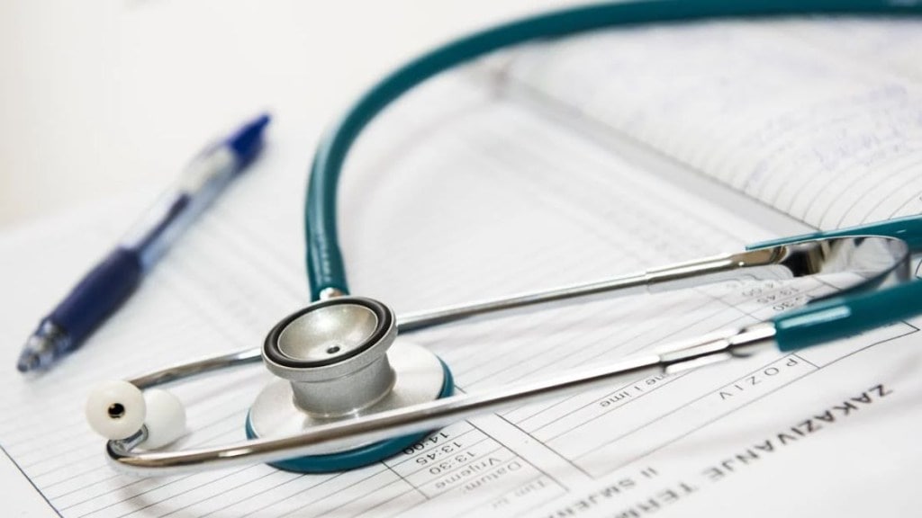 New AI stethoscope developed by UK doctors diagnoses three deadly heart conditions