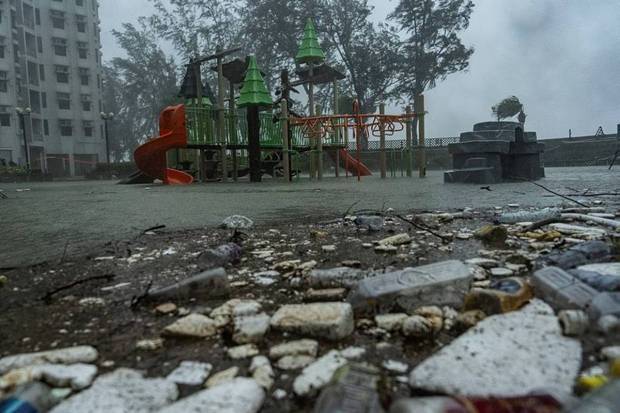 Emergency sirens on Wednesday led to fresh evacuations amid fears of more floods. (Photo source: AP)
