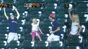 Phillies Karen - viral baseball moment