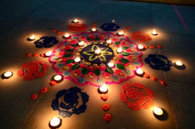 Ananya also posted several inspiration pictures for Diwali decor. Here is one of a rangoli, presumably made by her. Simple and elegant, fans can take a look at Ananya's design to come up with their own. (Image source: Pinterest)