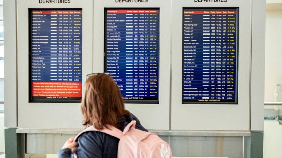 fares se fursat scheme, all about fares se fursat, alliance air fares se fursat, alliance air flight ticket, flight ticket alliance air, fares se fursat, flight booking, air ticket, aviation, Alliance Air, Fares se Fursat, Civil Aviation Ministry, Narendra Modi, IndiGo, Akasa, SpiceJet, Air India, fixed airfares, spicejet