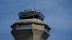FAA staffing shortage delays flights at Houston and Newark amid US government shutdown
