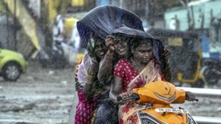 Weather today: Mumbai saw respite from rain, while Bihar braces for heavy rainfall. Several regions in Uttar Pradesh, Assam, West Bengal, and other states remain under orange alert.