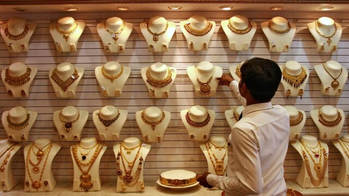 The sharp spike in gold prices surely added some sheen to PN Gadgil Jewellers’ festive sales.