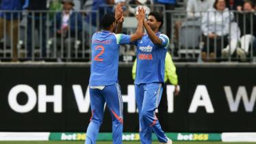 ind vs aus live score, india vs australia 2nd odi live cricket score, ind vs aus 2nd odi live score, india vs australia live cricket score streaming, live cricket score