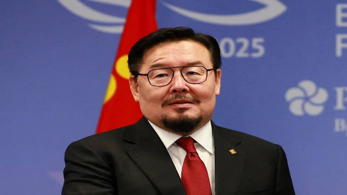 Mongolia faces fresh political uncertainty as PM Zandanshatar resigns