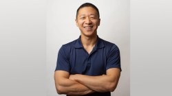 Apple Store employee ‘Sam Sung’ had to change his name after internet noticed him: Here’s why
