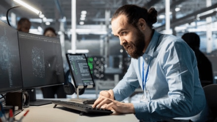 Reddit user turns down 15 LPA job offer to stay with current 10 LPA company. Reddit user turns down 15 LPA job offer to stay with current 10 LPA company.