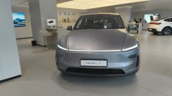 Tesla clocks 60 sales in September, matches premium EV peers