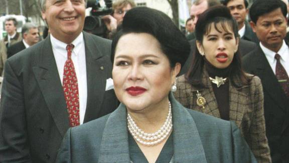 Thailand Queen Mother Sirikit dies
