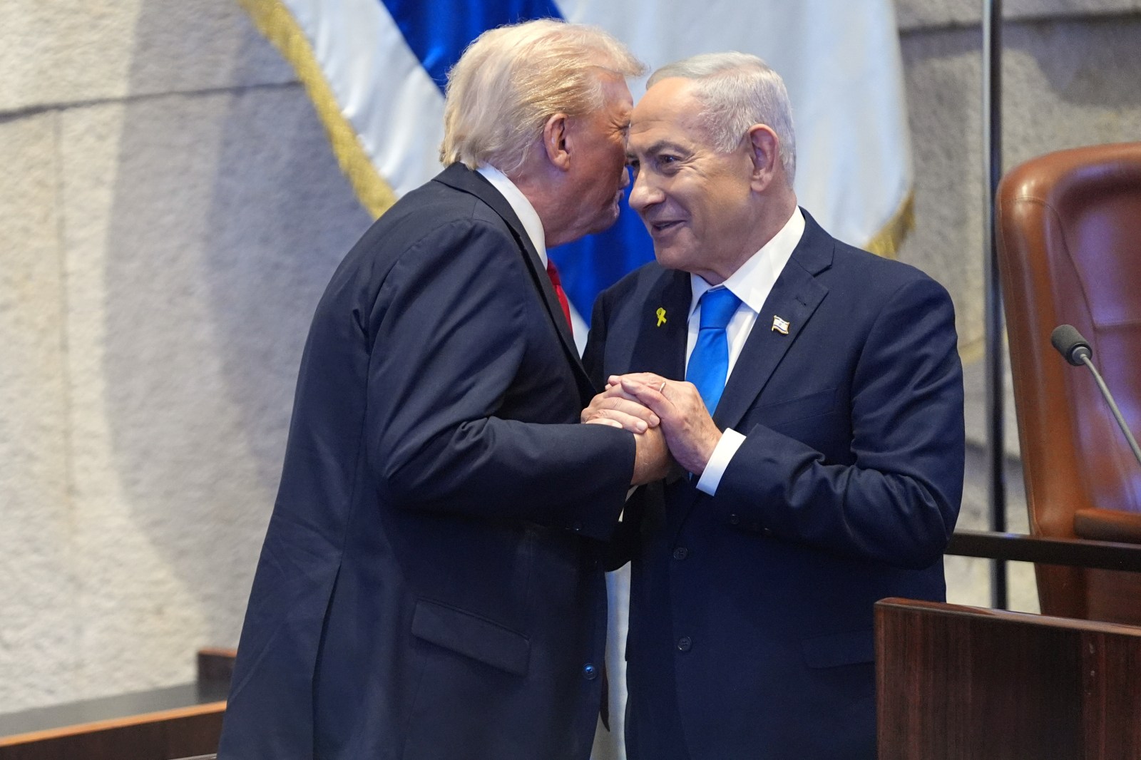President Donald Trump talks with Israeli Prime Minister Benjamin Netanyahu at the Knesset (Photo: AP)