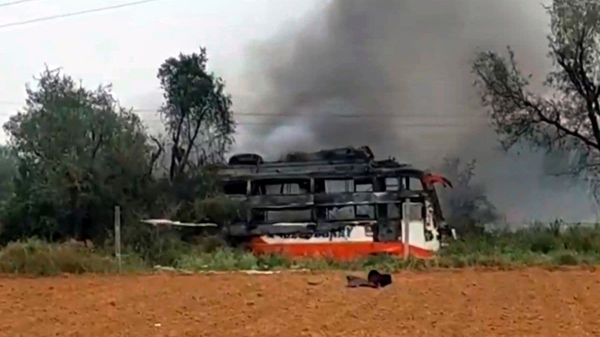 jaipur, rajasthan news, rajasthan bus fire, jaipur fire, jaipur bus fire, Manoharpur bus fire, bus fire, rajasthan bus fire