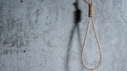 Doctor dies by suicide in Maharashtra, leaves note on palm accusing cop of rape; FIR lodged
